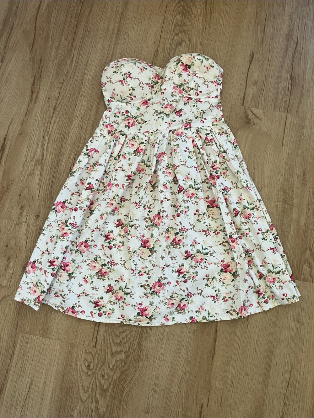 Y2k Rue21 Floral Strapless Sweetheart Mini Dress in Cream and Pink